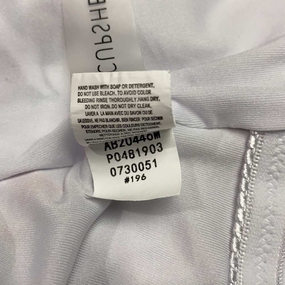 NWT: Cupshe White Floral 1pc Swimsuit Size: XL - Picture 15 of 17